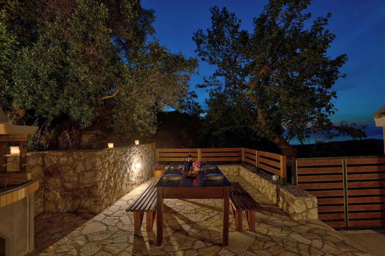 Вилла Koukoutsa House With Swimming Pool Corfu Sokraki Sokrakion Экстерьер фото